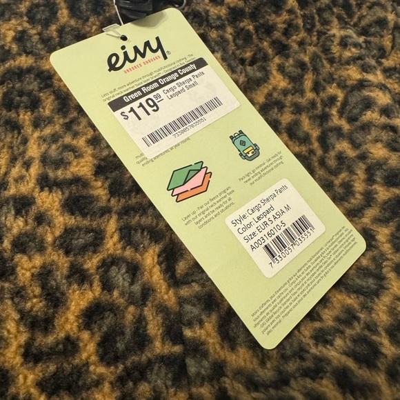 Cargo Sherpa Pants in Leopard - Picture 2 of 6